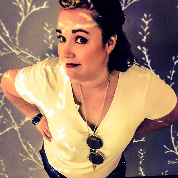 Meet Kat! Howdy, ni hao and ahoj! - Picture 3 of 8